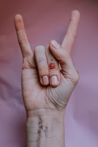 Il gesto delle corna